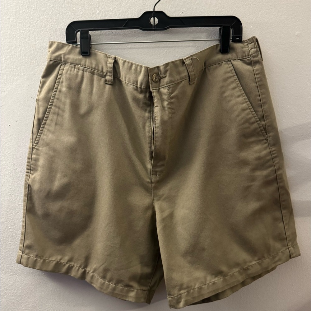 Covington Men's Tan Shorts